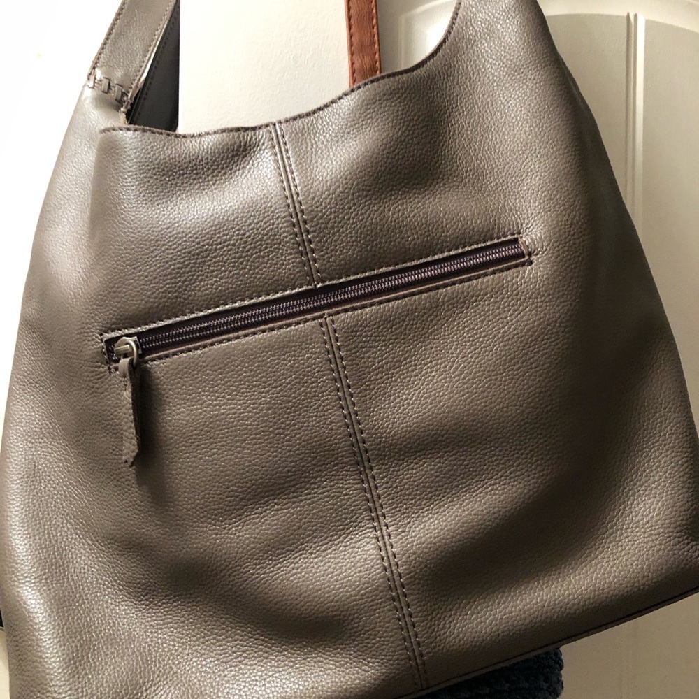 The Sak Huntley hobo bag in mushroom color